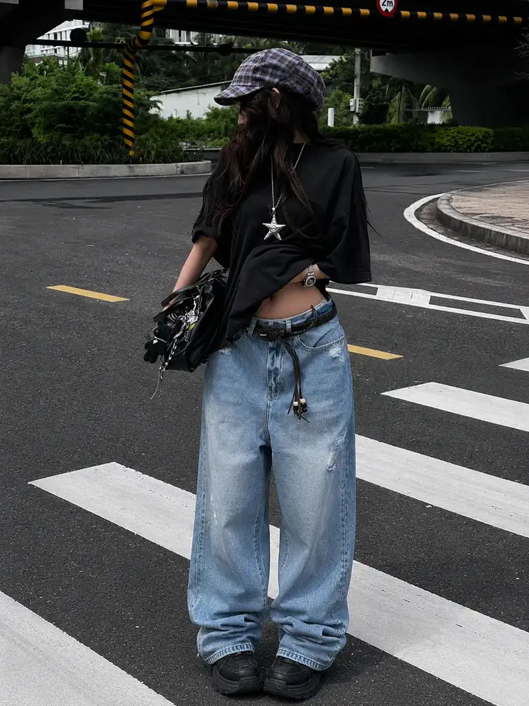 Outfit nữ Baddie Streetwear – LOOK #17