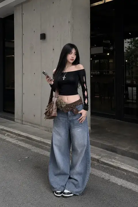 Baddie Streetwear Look #36