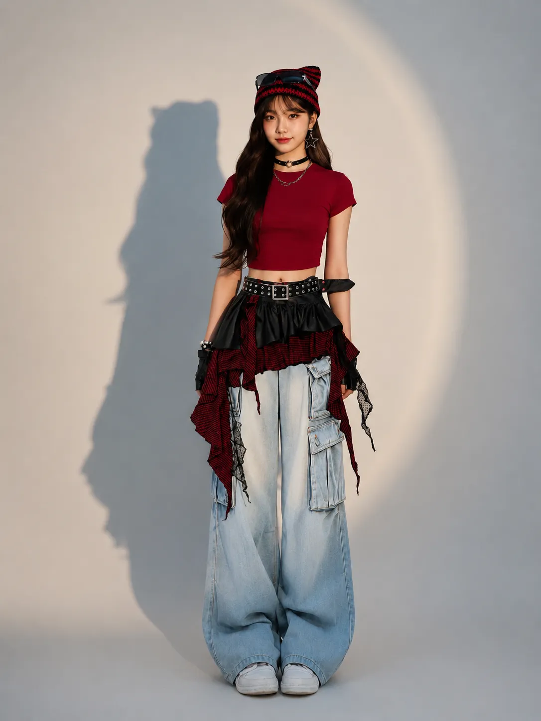 Look 08 e-girl outfit với áo, quần, giày và phụ kiện badgirl street style